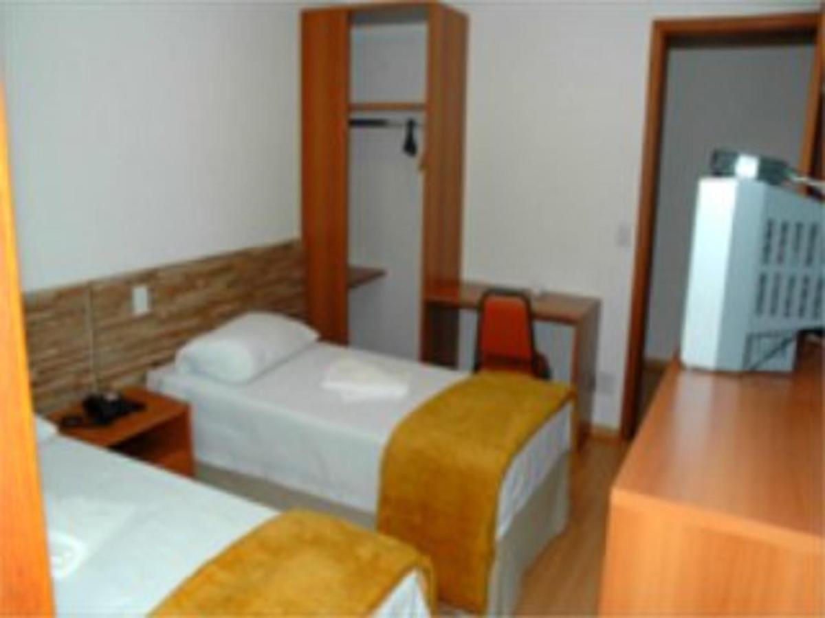 Millian Hotel Jundiai Bagian luar foto